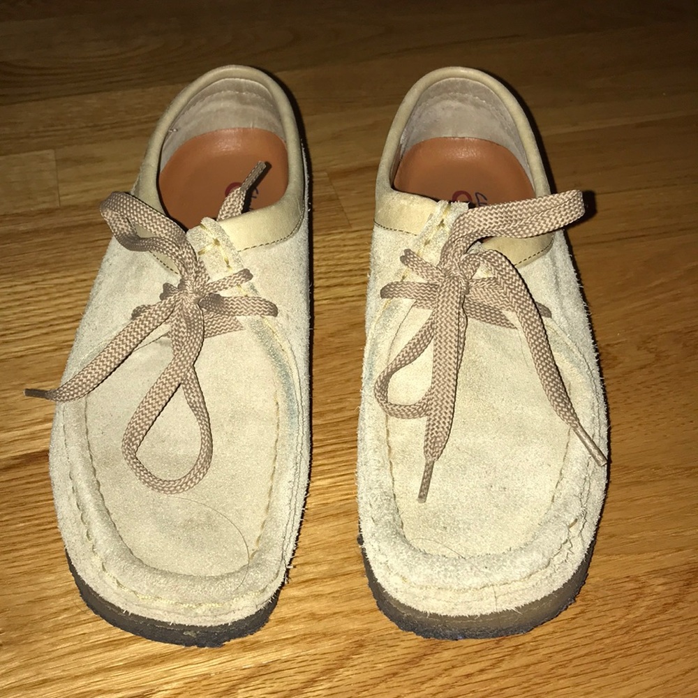 Clark wallabees